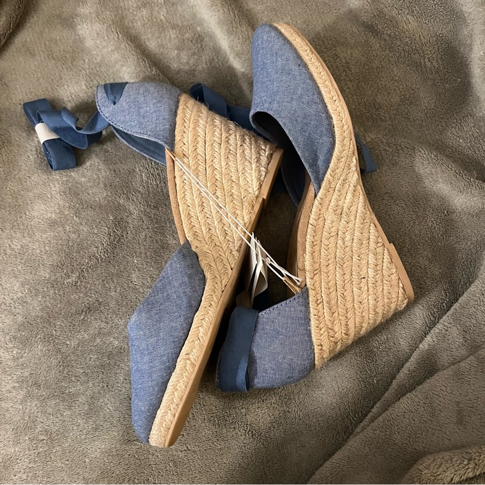 NWT Old Navy Blue Espadrille Wedge Sandals